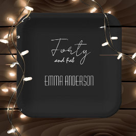 フォーティアンドファブ文字ネームモダンブラック ペーパープレート