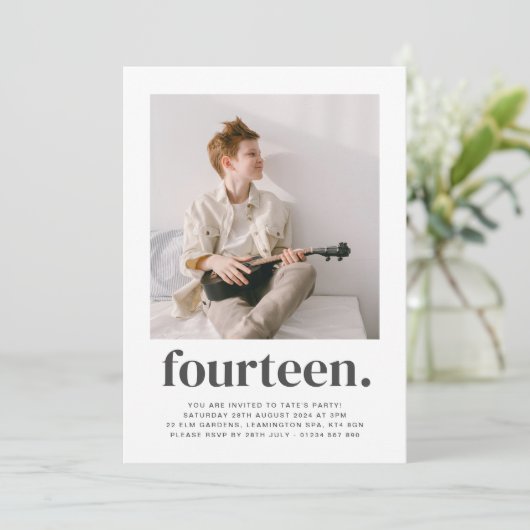 フォーティーンスクエアフォトファースト誕生日招待状 招待状 (スタンド正面)