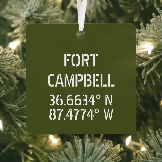 フォートキャンベル緯度パーソナライズされた経度 メタルオーナメント (インサイチュ)