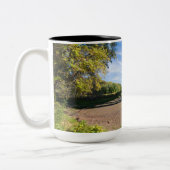 フォートスネリング公園を通るメンドタ橋 ツートーンマグカップ (左)