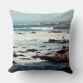 フォートブラッグ、カリフォルニアの海岸線…..... クッション