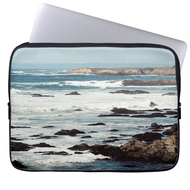 フォートブラッグ、カリフォルニアの海岸線…..... ラップトップスリーブ (正面)