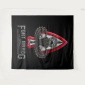 フォートブラッグ タペストリー (正面(横))