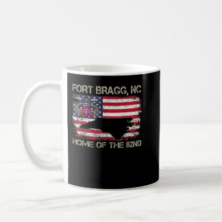 フォートブラッグNC Home Of The 82nd Airborne T-shirt, Ve コーヒーマグカップ