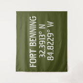 フォートベニング緯度 タペストリー (正面)