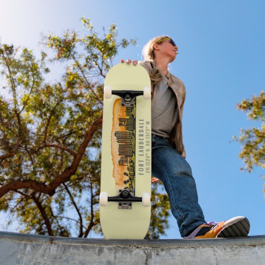 フォートローダーデールスカイライン&座標 スケートボード (室外1)