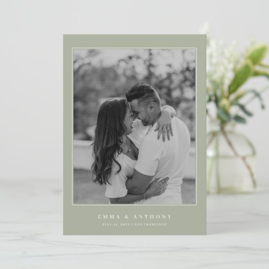 フォーマル ヴィンテージ サージュグリーン モノグラム ウェディング セーブザデート (スタンド正面)