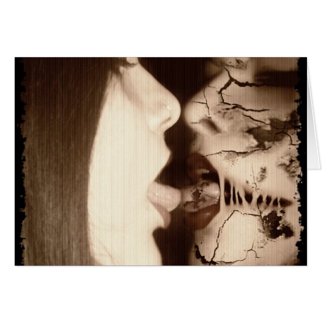 フォールエンスエンブレイス (正面横)