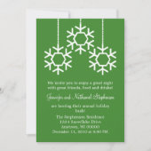 フォールディングスノーフレークスホリデーパーティーグリーン 招待状 (正面)