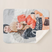 フカスタムァミリの写真と名前のタイポグラフィ シェルパブランケット (正面(横))