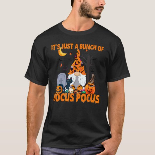 フクスの魔法のカボチャ・ノーム・コウモリ・怖いネコ Tシャツ (正面)