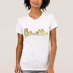 フクロウおよびフクロウ Tシャツ