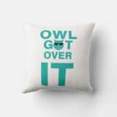 フクロウが乗る クッション (裏面)