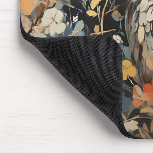 フクロウと春絵を描の花 マウスパッド (コーナー)