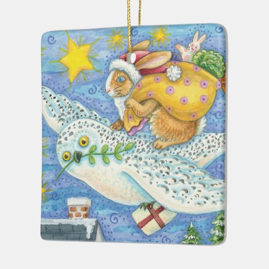 フクロウのサンタ・クロースがウサギを迎える可愛いクリスマス セラミックオーナメント (左)