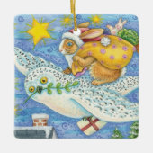 フクロウのサンタ・クロースがウサギを迎える可愛いクリスマス セラミックオーナメント (正面)