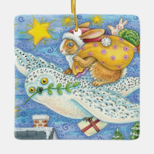 フクロウのサンタ・クロースがウサギを迎える可愛いクリスマス セラミックオーナメント (正面)