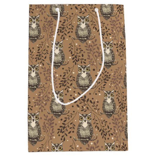 フクロウの図解入りの、写真付きの木地模様 ミディアムペーパーバッグ (正面)