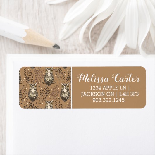 フクロウの図解入りの、写真付きの木地模様 ラベル (インサイチュ)