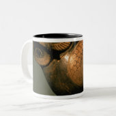 フクロウの形のつぼ、原始Corinthian ツートーンマグカップ (正面左)