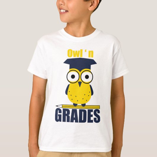 フクロウの成績 Tシャツ (正面)
