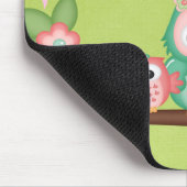 フクロウの枝ピンクのミントの緑の鳥を切って下さい マウスパッド (コーナー)