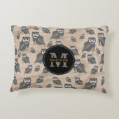 フクロウの柄と木素朴モノグラム アクセントクッション (裏面)