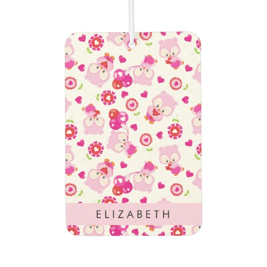 フクロウの柄、かわいいフクロウ、ピンクのフクロウ、お名前 カーエアーフレッシュナー (正面)