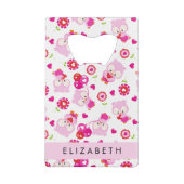 フクロウの柄、かわいいフクロウ、ピンクのフクロウ、お名前 クレジットカード栓抜き (裏面)