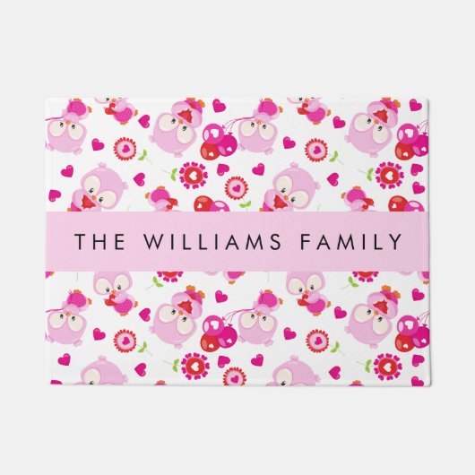 フクロウの柄、かわいいフクロウ、ピンクのフクロウ、お名前 ドアマット (正面)