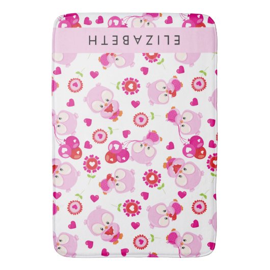 フクロウの柄、かわいいフクロウ、ピンクのフクロウ、お名前 バスマット (正面縦)