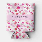 フクロウの柄、かわいいフクロウ、ピンクのフクロウ、お名前 缶クーラー (正面)