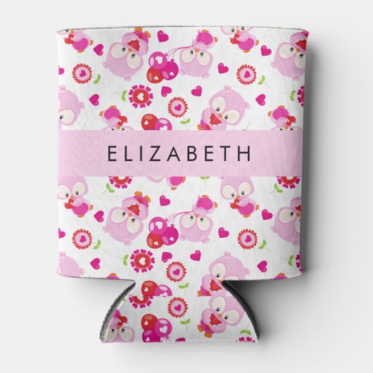 フクロウの柄、かわいいフクロウ、ピンクのフクロウ、お名前 缶クーラー (正面)