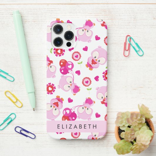フクロウの柄、かわいいフクロウ、ピンクのフクロウ、お名前 iPhoneケース (デスク上)
