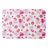 フクロウの柄、かわいいフクロウ、ピンクのフクロウ、ハート バスマット (正面)