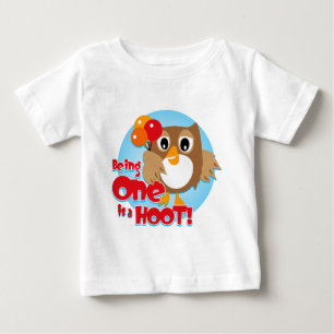 フクロウの第1誕生日 ベビーTシャツ