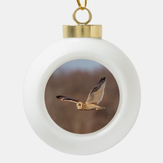フクロウの飛翔中 セラミックボールオーナメント (正面)