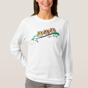 フクロウの鳥の木にかわいい動物オプションイニシャル Tシャツ