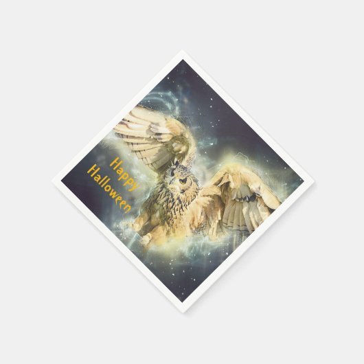 フクロウの黄色い翼がグラフィックハロウィンを広げる スタンダードカクテルナプキン (角)