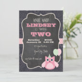 フクロウの黒板の誕生日の招待状 招待状 (スタンド正面)