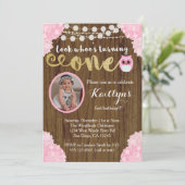 フクロウの1歳誕生日ガール写真招待状 招待状 (スタンド正面)