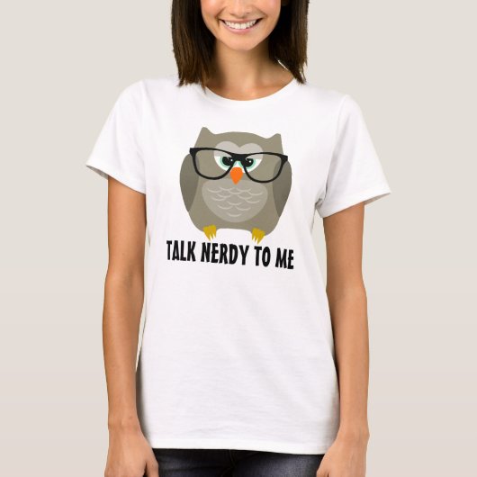 フクロウのTシャツを私にオタク言う Tシャツ (正面)