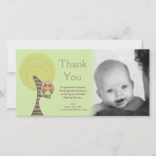 フクロウは新生児の到着のギフトのフォトカード感謝していしています サンキューカード (正面)