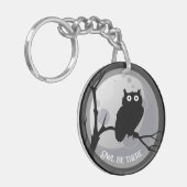フクロウは白と黒 キーホルダー (正面左)
