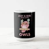フクロウを愛する女の子 コーヒーマグカップ (中央)