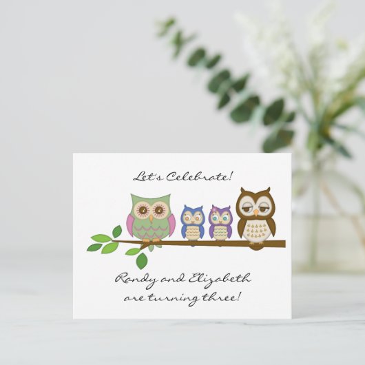 フクロウツイン誕生日カード インビテーションポストカード (スタンド正面)