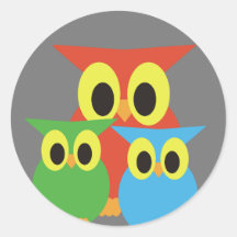フクロウ科：赤、緑、青