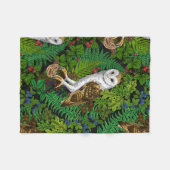 フクロウ、シダ、オーク、ベリー フリースブランケット (正面(横))