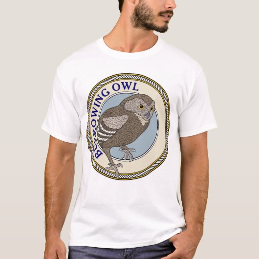 フクロウMを掘り進むこと Tシャツ (正面)