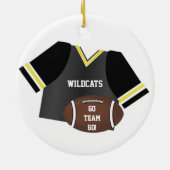 フットボールおよびジャージーのパーソナライズな記念品のオーナメント セラミックオーナメント (裏面)